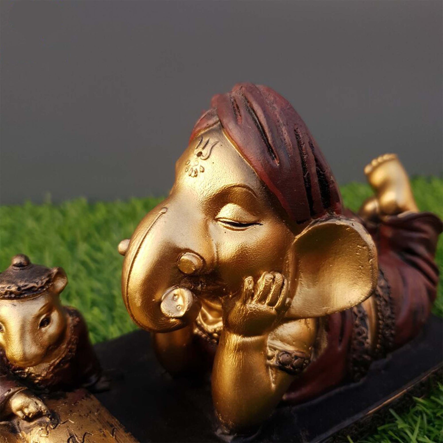 Lord Ganesha Ji with Mushak Absolutely gorgeous, appealing and eye ...